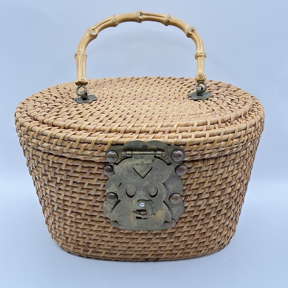 Vintage Wicker Woven Basket Bucket Purse Brass Koi Fish Clasp - Picture 2 of 9
